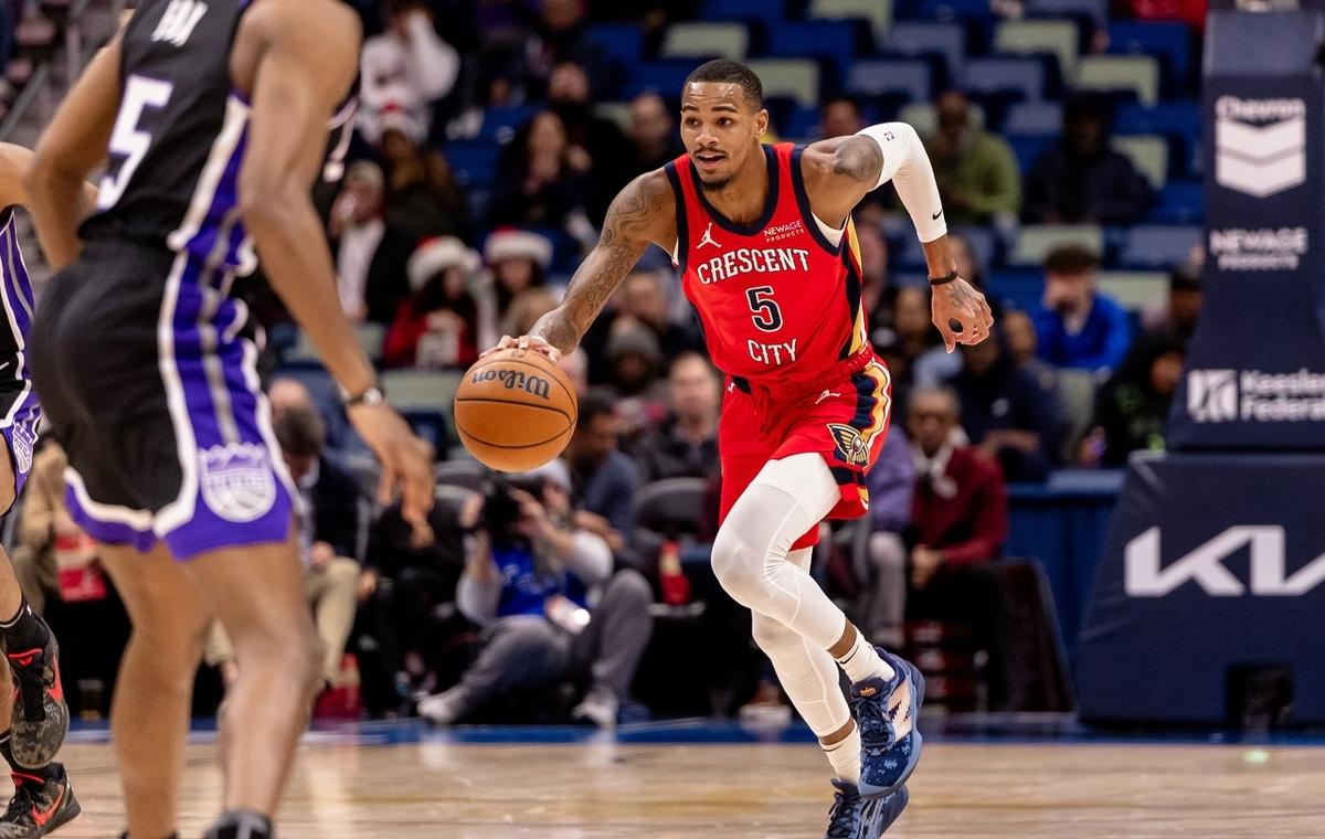 比赛局势复杂首场状态出色，DWG观众沸腾！，穆雷重返赛场热度持续攀升(威少58+24+20是哪场比赛)